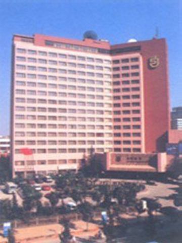 Hotel Golden Dragon Kunming Exterior foto
