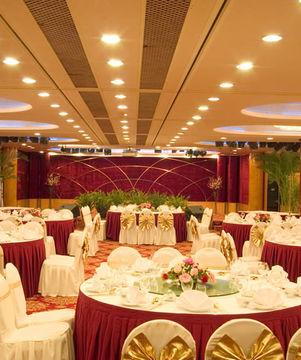 Hotel Golden Dragon Kunming Exterior foto