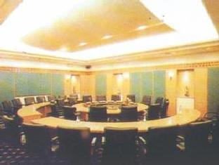 Hotel Golden Dragon Kunming Exterior foto